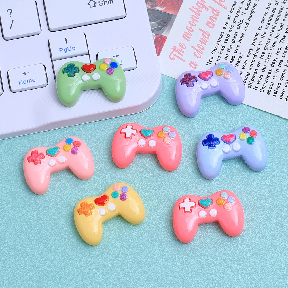 5個入り カラフルゲーム機ゲームパッド樹脂チャーム イヤリン - Gaming Console Keychain のレビューと価格